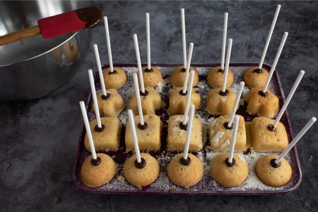 How to Make Perfect Round Cake Pops: A Step-by-Step Guide