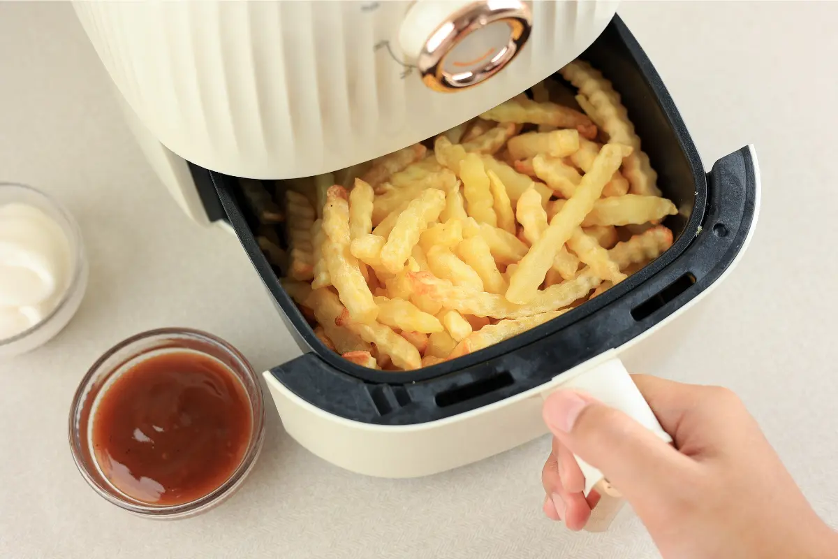 How Long Can You Cook Frozen French Fries in an Air Fryer?